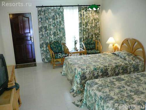 Paradise Island Resort & Spa 3